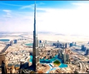 《未来世界最高的2000米高楼》