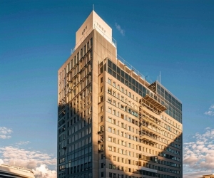 《幕墙工程属于危大工程吗》